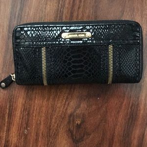 Black leather snake skin wallet Michael kors
